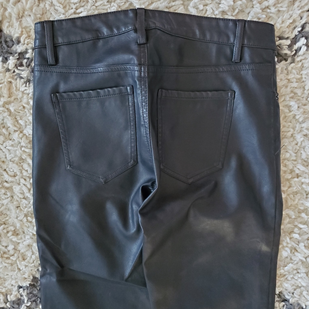 COPY - H&M NWT faux leather skinny jeans size 2 - Picture 6 of 8